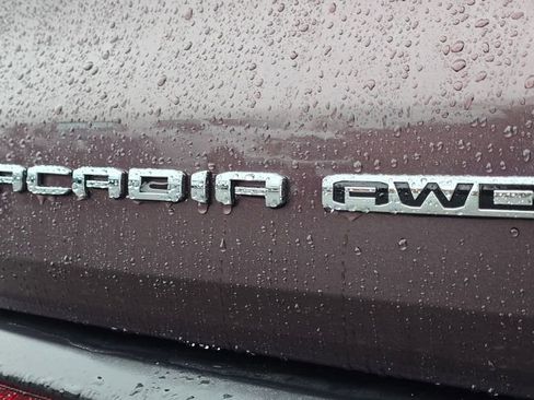 Used 2024 GMC Acadia Elevation image 16