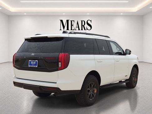 Used 2025 Ford Expedition Tremor AWD/4WD image 5