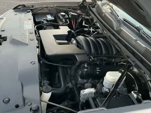 Used 2017 Chevrolet Silverado 1500 LT w/ All Star Edition image 10