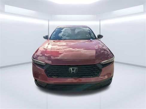 New 2025 Honda Accord SE image 9