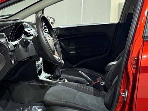 Used 2018 Ford Fiesta SE image 34