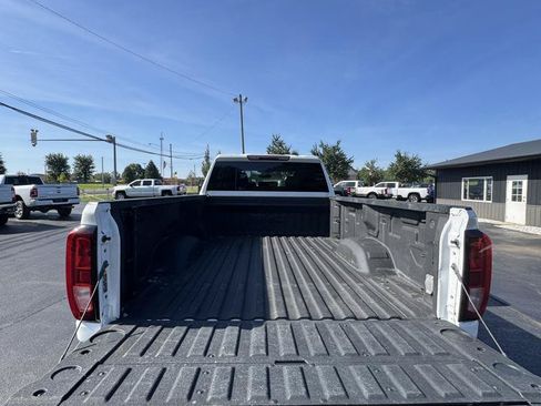 Used 2024 GMC Sierra 3500 SLE w/ SLE Convenience Package AWD/4WD image 19