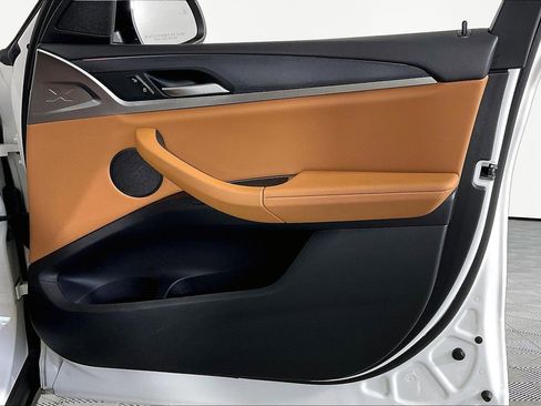 Certified 2024 BMW X3 xDrive30i w/ Premium Package image 24