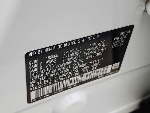 Certified 2017 Honda HR-V LX image 25