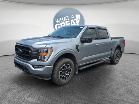 Used 2022 Ford F150 XLT w/ Equipment Group 302A High AWD/4WD image 8