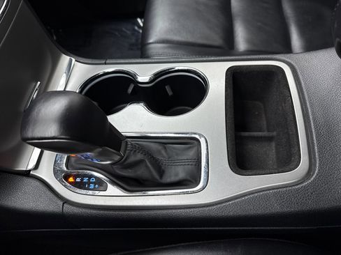 Used 2018 Jeep Grand Cherokee Limited RWD image 31