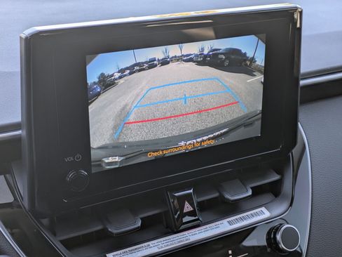 Used 2024 Toyota Corolla LE image 20