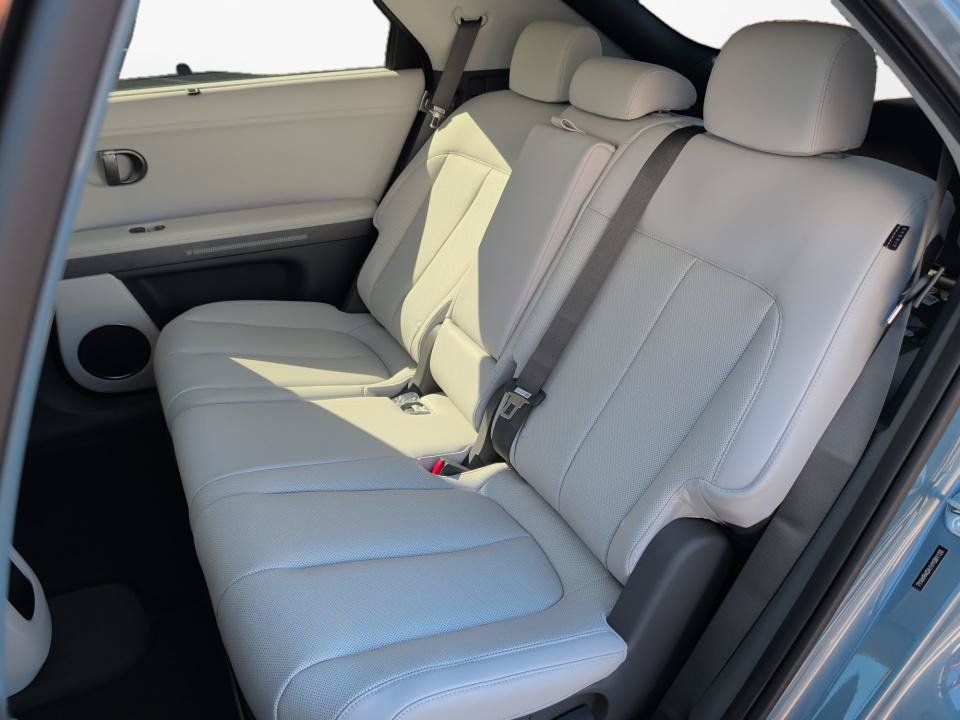 New 2027 Hyundai Ioniq 5 Limited RWD image 12