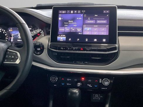 Used 2024 Jeep Compass Limited AWD/4WD image 7