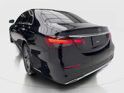 Used 2023 Mercedes-Benz E 350 4MATIC Sedan image 10