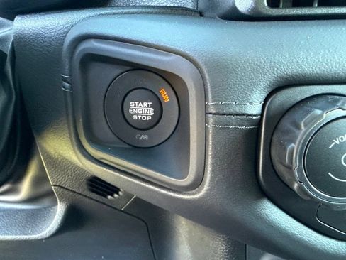 New 2026 Jeep Wrangler Unlimited Sahara AWD/4WD image 15