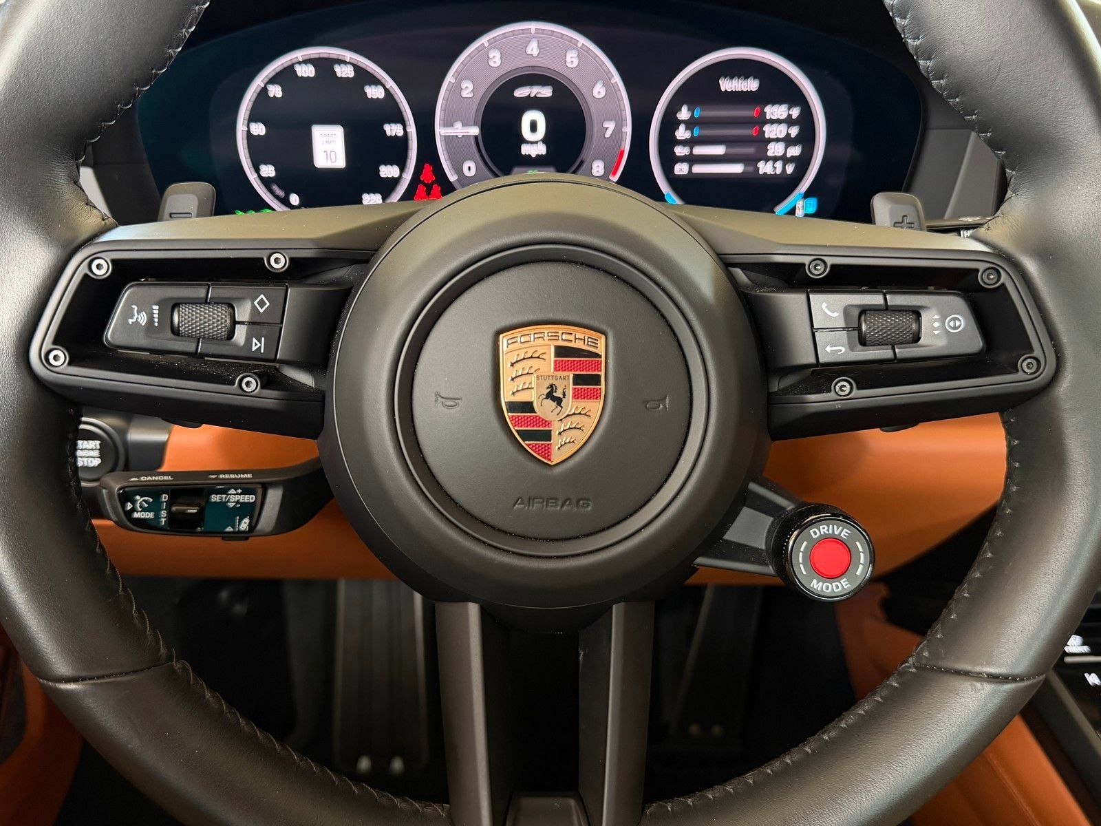 Used 2025 Porsche 911 Carrera GTS RWD image 7