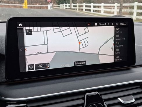 Used 2023 BMW 530i xDrive w/ Premium Package image 19