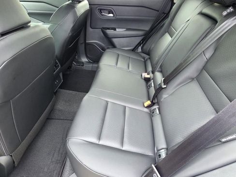 Used 2026 Nissan Rogue Dark Armor FWD image 10