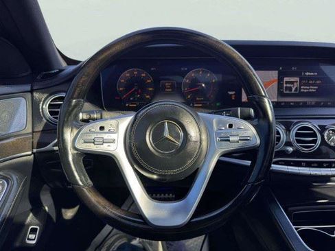 Used 2019 Mercedes-Benz S 560 4MATIC Sedan image 26