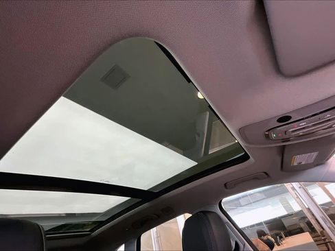 Certified 2025 Audi Q5 2.0T Premium Plus w/ Premium Plus Package image 13