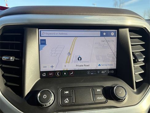 Used 2022 GMC Acadia SLT w/ Preferred Package image 26