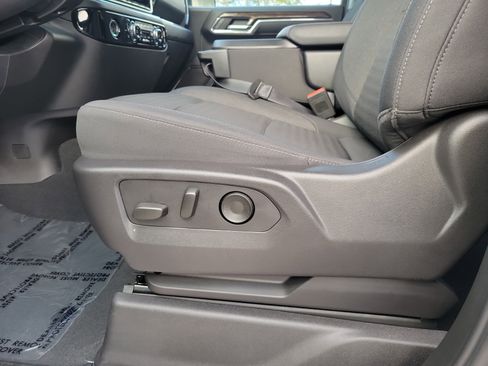 Used 2024 GMC Sierra 1500 Elevation image 13