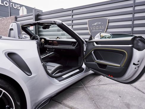 Used 2025 Porsche 911 Turbo S image 25