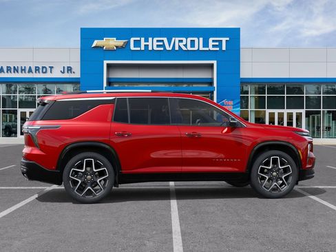 New 2026 Chevrolet Traverse High Country FWD image 7