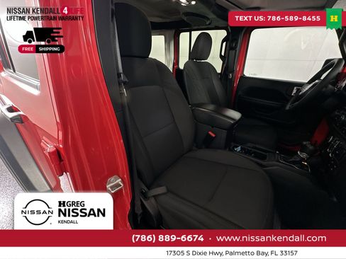 Used 2023 Jeep Wrangler Unlimited w/ Cold Weather Group image 30