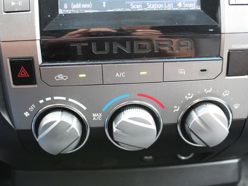 Used 2014 Toyota Tundra SR RWD image 20