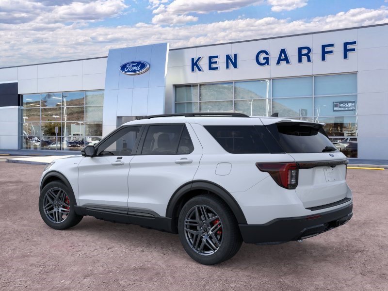 New 2026 Ford Explorer ST-Line w/ ST-Line Street Pack AWD/4WD image 5