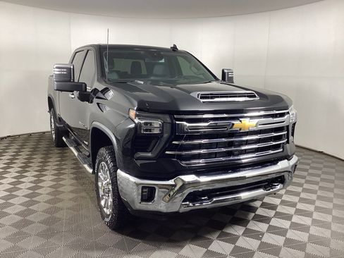 Used 2024 Chevrolet Silverado 3500 LTZ w/ LTZ Convenience Package image 1