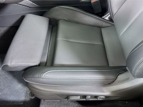 New 2026 Subaru Outback Touring image 36