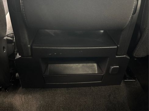 Used 2017 Chevrolet Silverado 1500 LT image 28