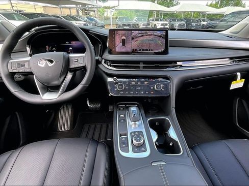 New 2027 INFINITI QX60 Luxe FWD image 9