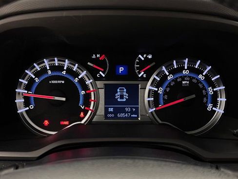 Used 2017 Toyota 4Runner Limited AWD/4WD image 19