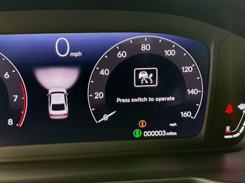 Certified 2025 Honda Accord LX image 11