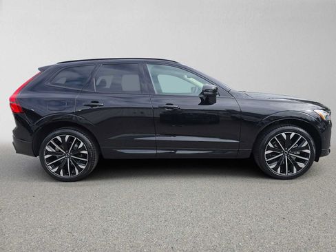Used 2026 Volvo XC60 B5 Ultra w/ Protection Package Premier AWD/4WD image 2