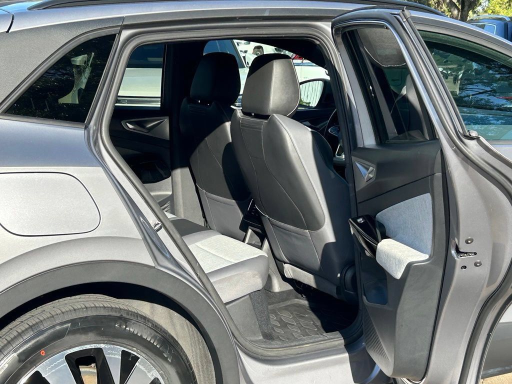 Used 2023 Volkswagen ID.4 2WD image 36
