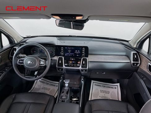 Used 2021 Kia Sorento EX FWD image 12