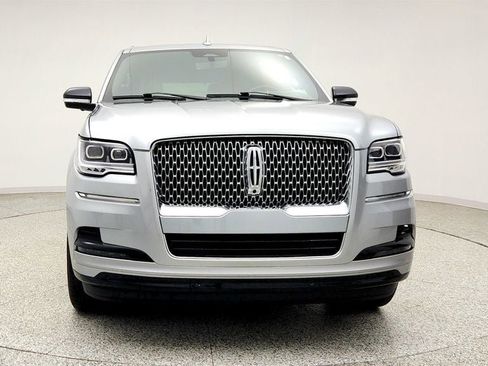 Used 2022 Lincoln Navigator Reserve RWD image 2