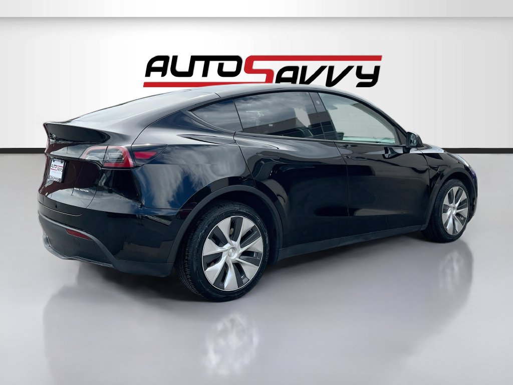 Used 2023 Tesla Model Y Long Range AWD/4WD image 7