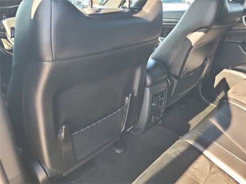 Used 2022 Jeep Grand Cherokee Laredo X image 14