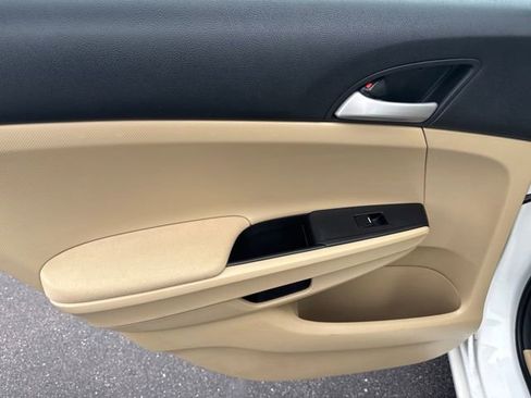 Used 2012 Honda Accord SE image 16