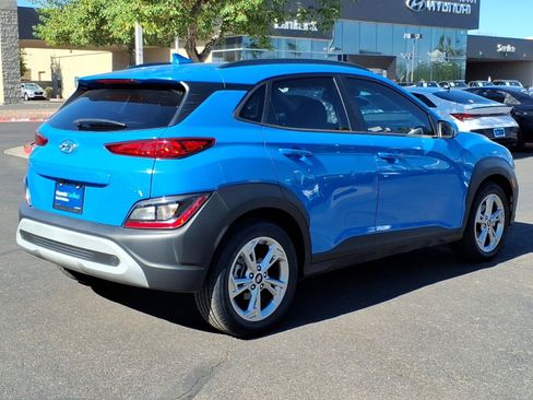 Used 2022 Hyundai Kona SEL FWD image 5