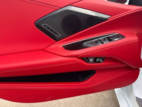Used 2024 Chevrolet Corvette Stingray Premium Conv w/ Z51 Performance Package RWD image 12