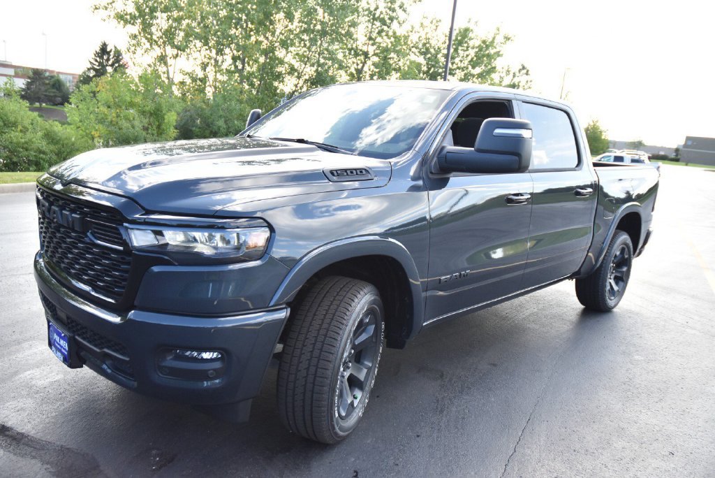 New 2026 RAM 1500 Big Horn AWD/4WD image 12