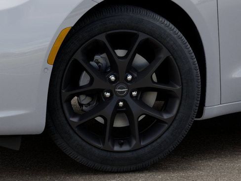 New 2026 Chrysler Pacifica Select image 8