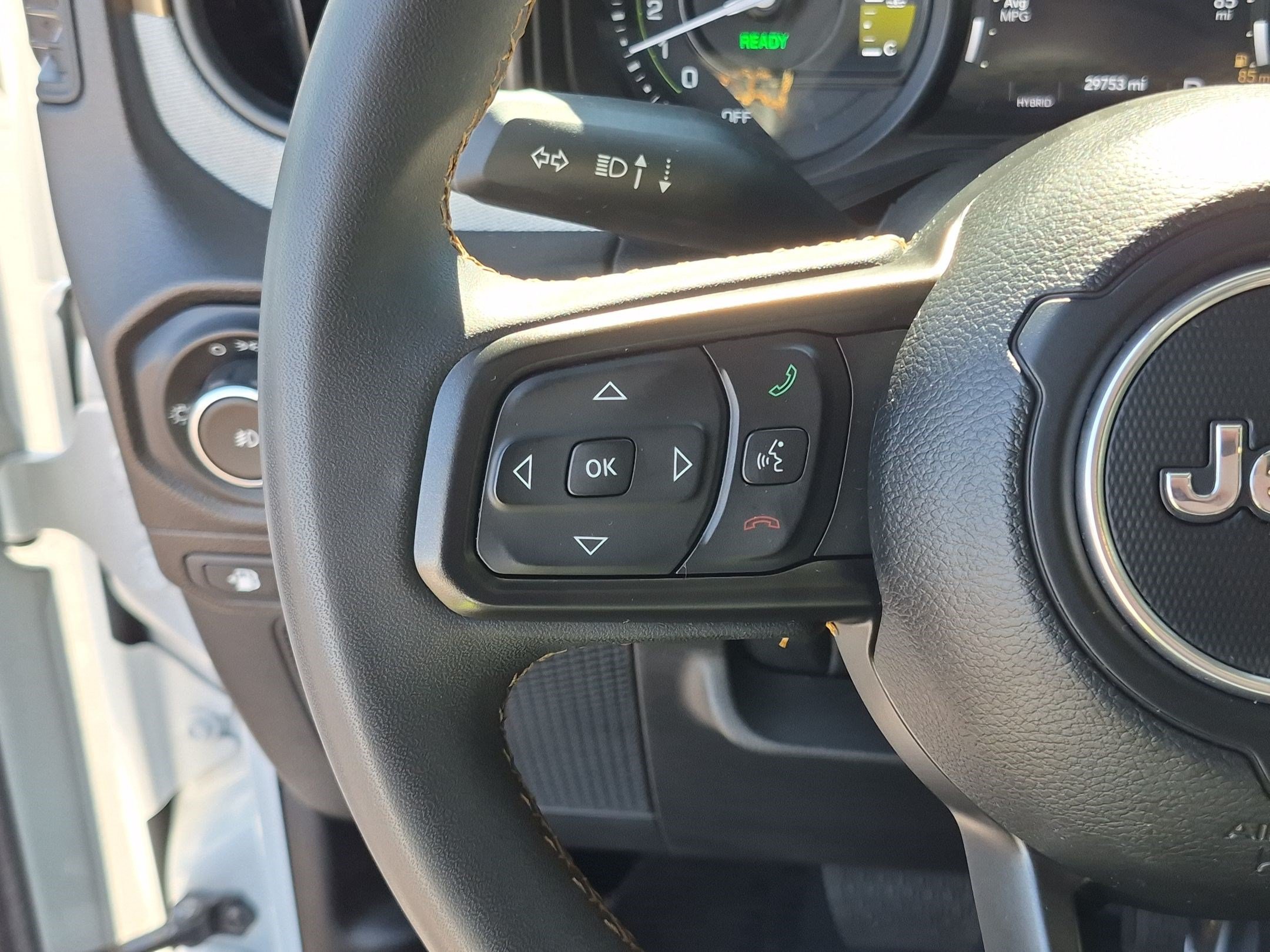 Used 2024 Jeep Wrangler Unlimited AWD/4WD image 17