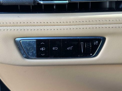 Used 2025 Cadillac Escalade IQ Luxury 2 AWD/4WD image 26