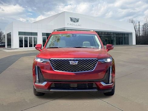 Used 2023 Cadillac XT6 Premium Luxury w/ Technology Package image 12