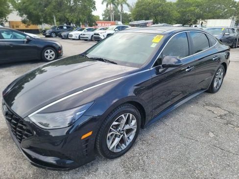Certified 2023 Hyundai Sonata SEL w/ Convenience Package FWD image 2