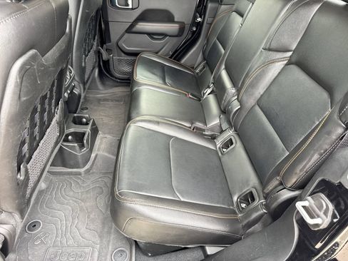 Used 2022 Jeep Gladiator Mojave w/ LED Lighting Group AWD/4WD image 24