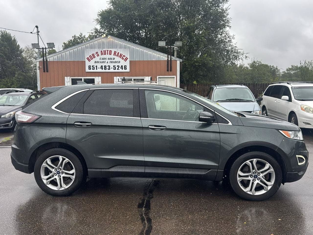 Used 2015 Ford Edge Titanium w/ Equipment Group 302A AWD/4WD image 4